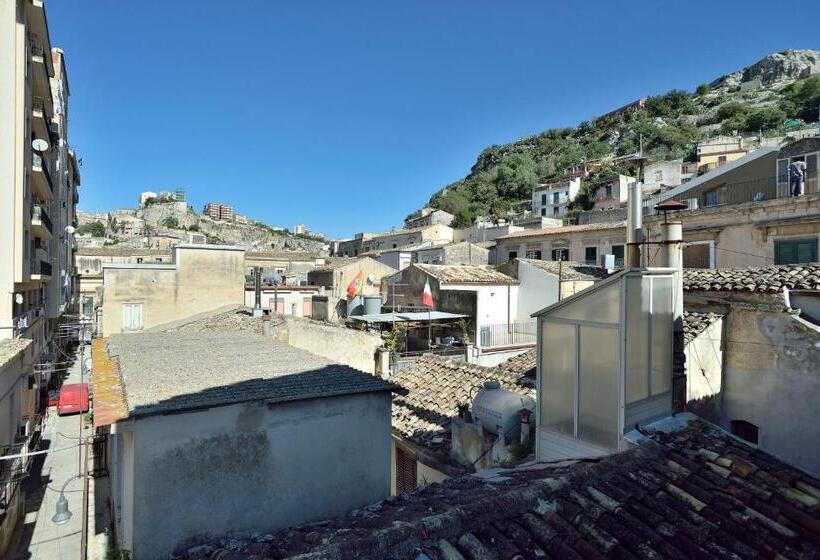 اتاق خانوادگی, Modica Old Town Rooms  Self Checkin
