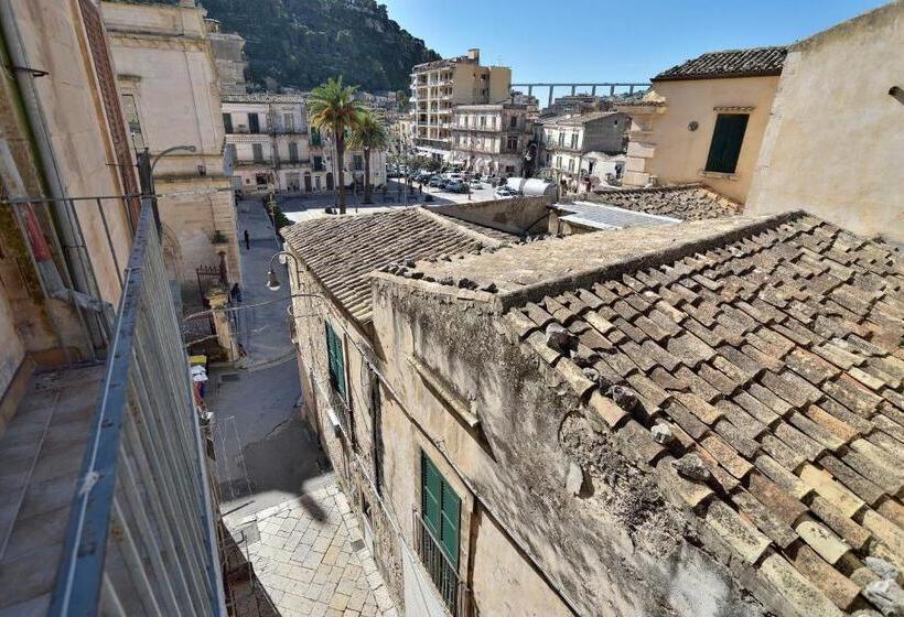 اتاق خانوادگی, Modica Old Town Rooms  Self Checkin