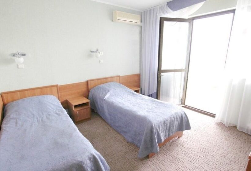 اتاق استاندارد با چشم‌انداز دریا, Magadan Health Resort
