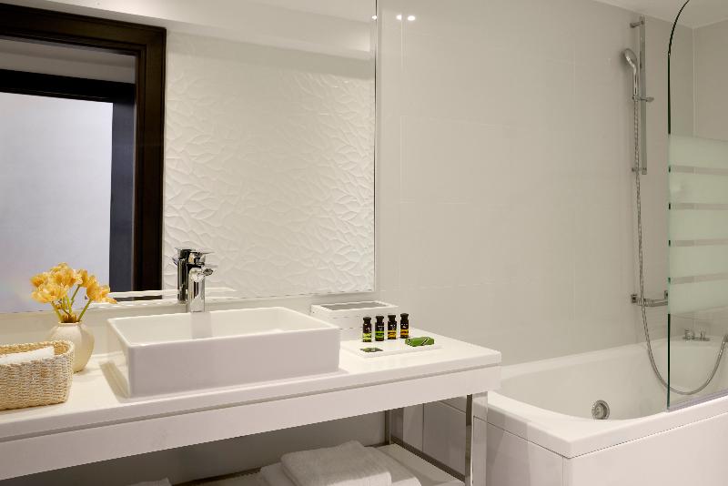 Номер Стандарт Боковой Вид на Море, Pomegranate Wellness Spa