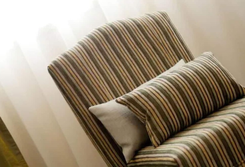 Студия Стандарт, Quest Hamilton Serviced Apartments