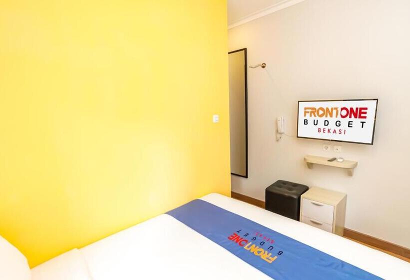 Номер Deluxe, Front One Budget Bekasi