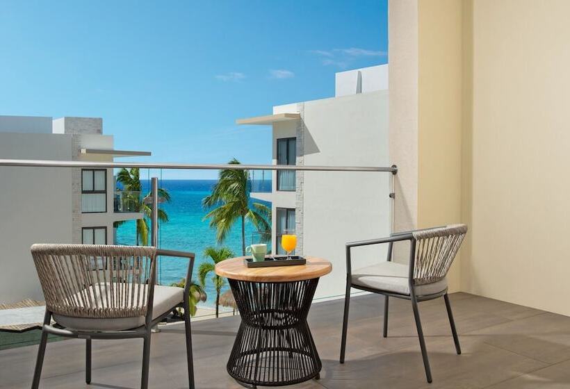 Apartament Junior Suite Club z widokiem na morze, Dreams Cozumel Cape Resort & Spa