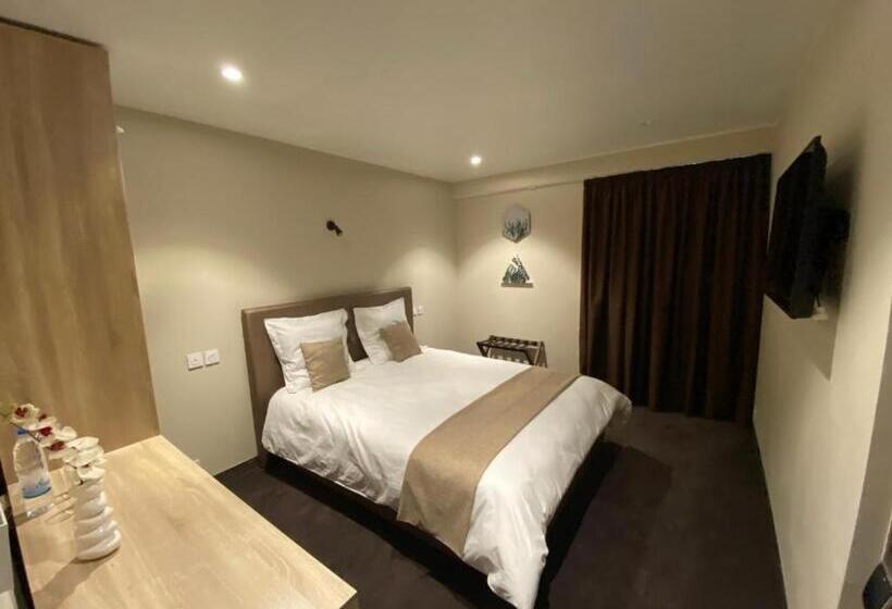 اتاق استاندارد, Fly Inn Madagascar Hotel   Navette Gratuite H24   à 300m De L Aéroport International Ivato Antananar