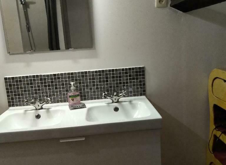 침실 2개 아파트, Espace Beléverte Bussière 1 Tamaris Appartement Meublé De 2 Chambres