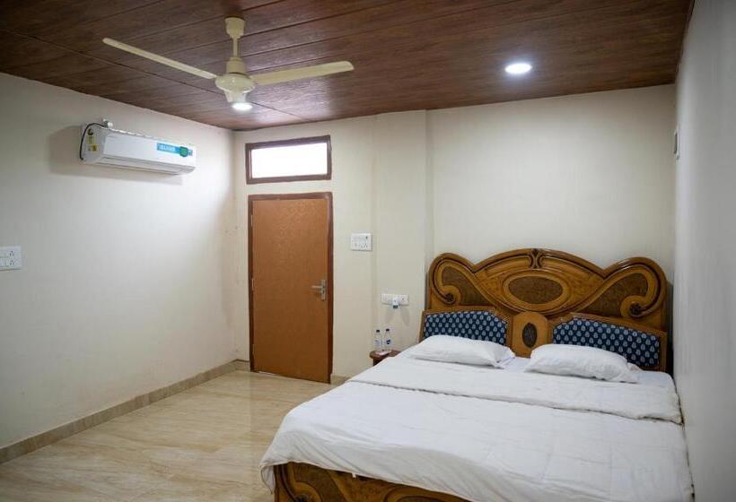 Номер Economy, Takshshila Park And Resorts