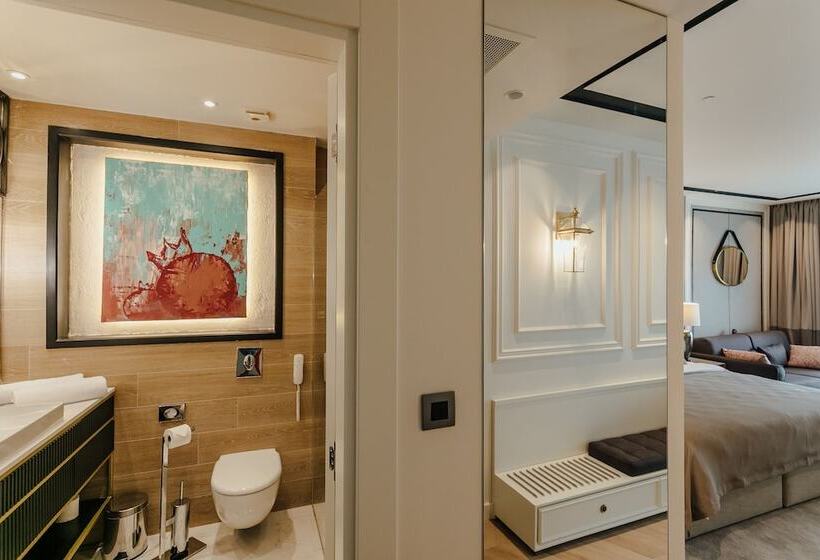 سوییت جونیور با چشم‌انداز جانبی دریا, Boutique Hotel & Spa Casa Del Mare   Mediterraneo