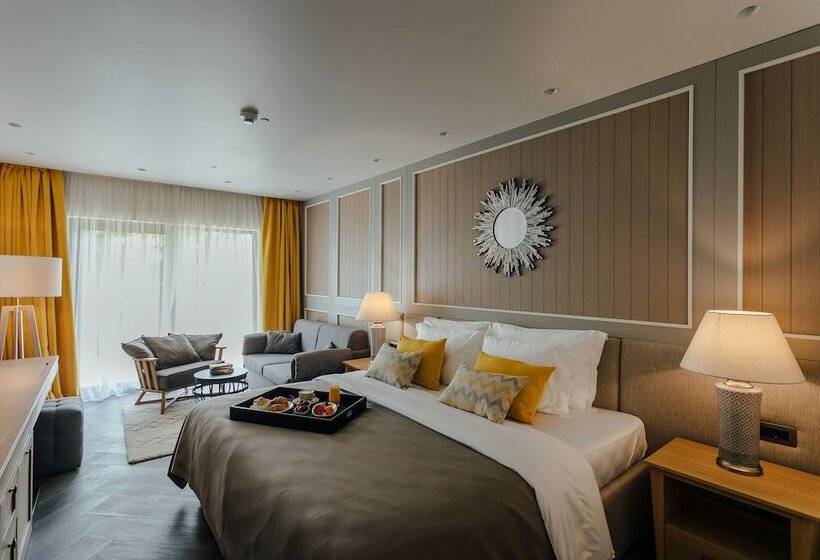 سوییت جونیور با چشم‌انداز جانبی دریا, Boutique Hotel & Spa Casa Del Mare   Mediterraneo