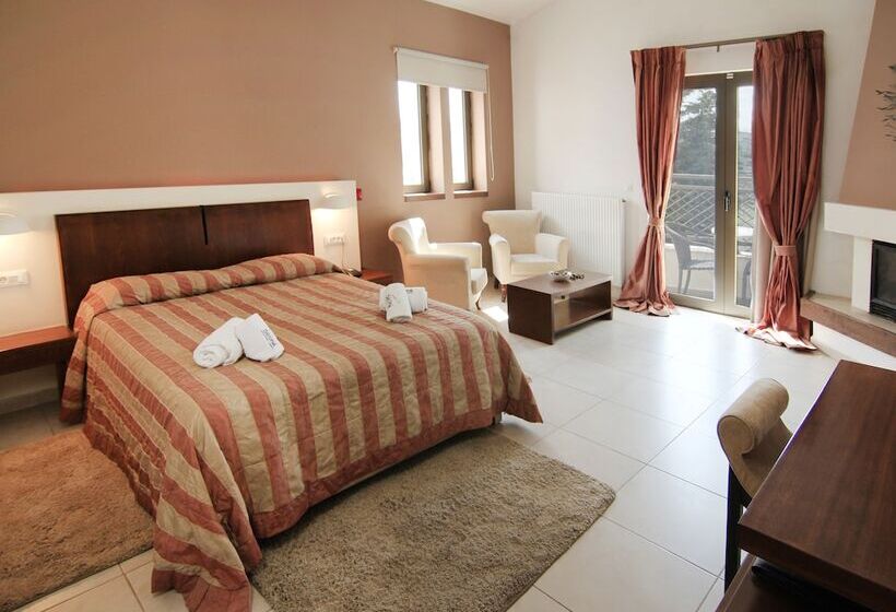 سوئیت جونیور با چشم‌انداز کوهستان, Delina Mountain Resort