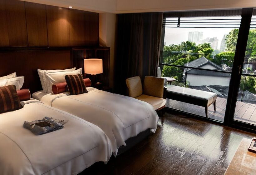 اتاق سوپریور, Grand View Resort Beitou