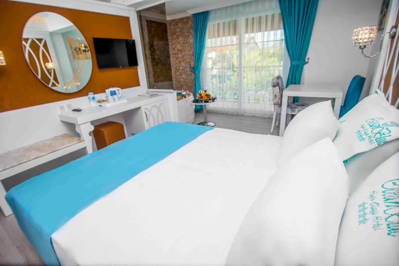 اتاق لوکس با وان آب گرم, Ocean Blue High Class Hotel & Spa