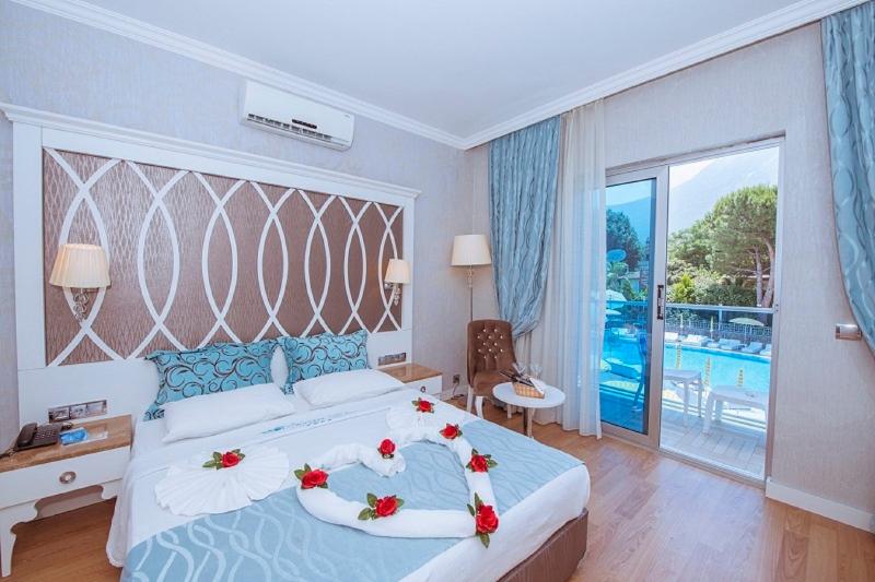 اتاق استاندارد با چشم‌انداز استخر, Ocean Blue High Class Hotel & Spa