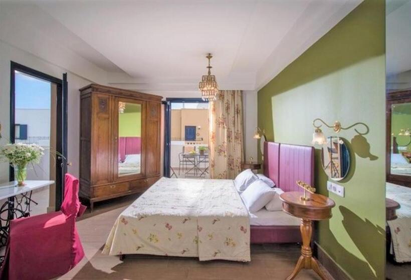 استودیوی استاندارد, Residence Villas by Estia