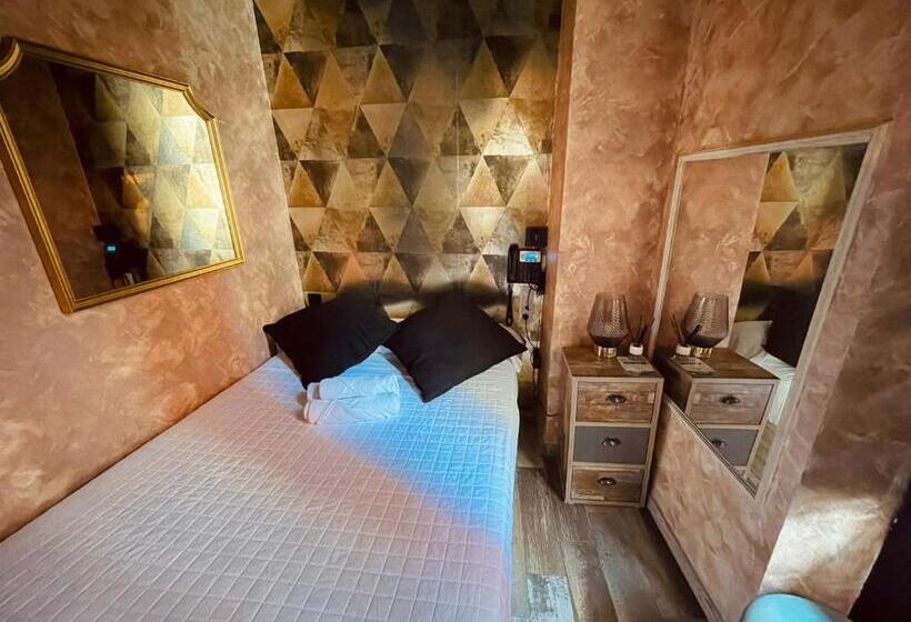 스탠다드 발코니 룸, Utopía Alicante   Hotel Boutique Para Adultos