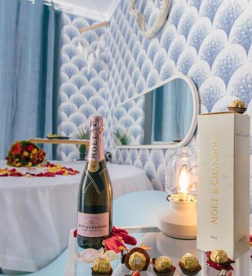 디럭스 룸, Utopía Alicante   Hotel Boutique Para Adultos