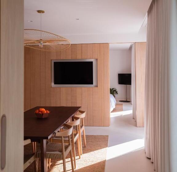 テラス付スイート, The Standard, Ibiza