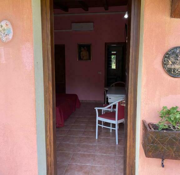 Трехместный Номер Стандарт Вид на Сад, Agriturismo Montefosco