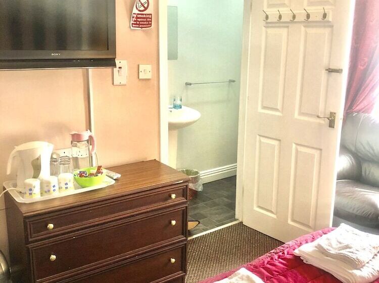 חדר משפחתי, Dalry Guesthouse