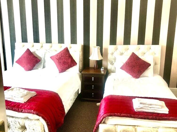 Семейный Номер, Dalry Guesthouse