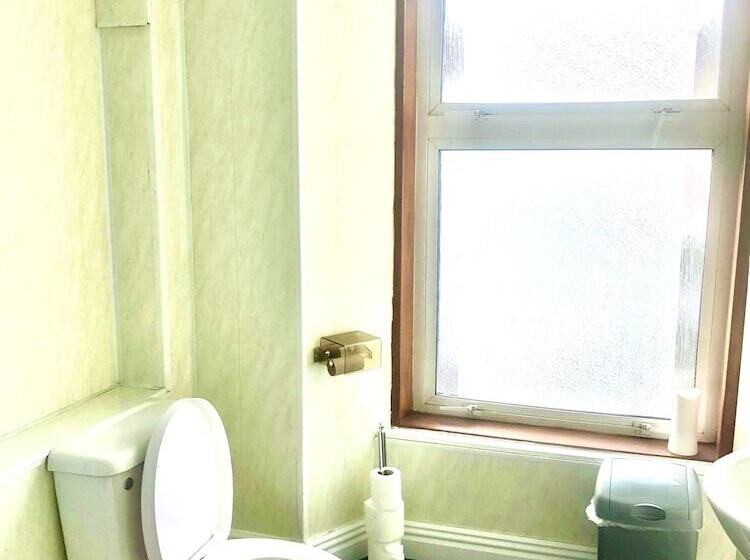 Номер Стандарт Совместная Ванная, Dalry Guesthouse