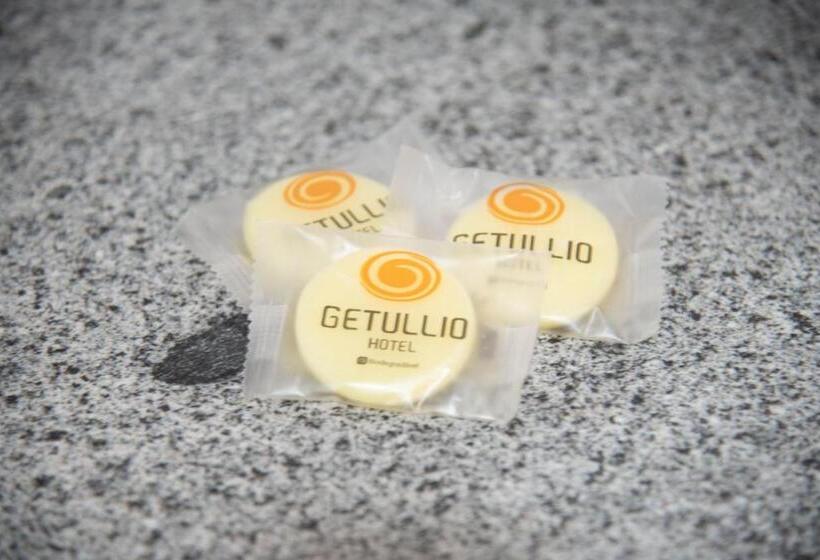 اتاق استاندارد چهار تخته, Getullio