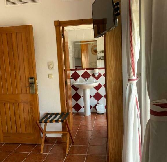 اتاق استاندارد با بالکن, Hostal San Juan