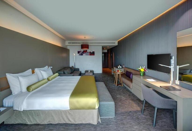 Номер Премиум, 72 Sharjah Waterfront