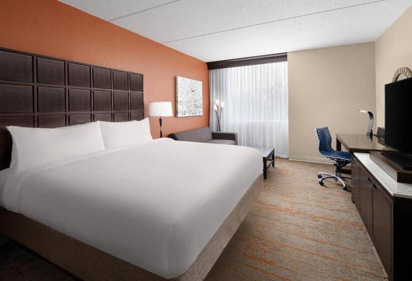 Номер Клуб Кровать Кинг, Renaissance Indianapolis North
