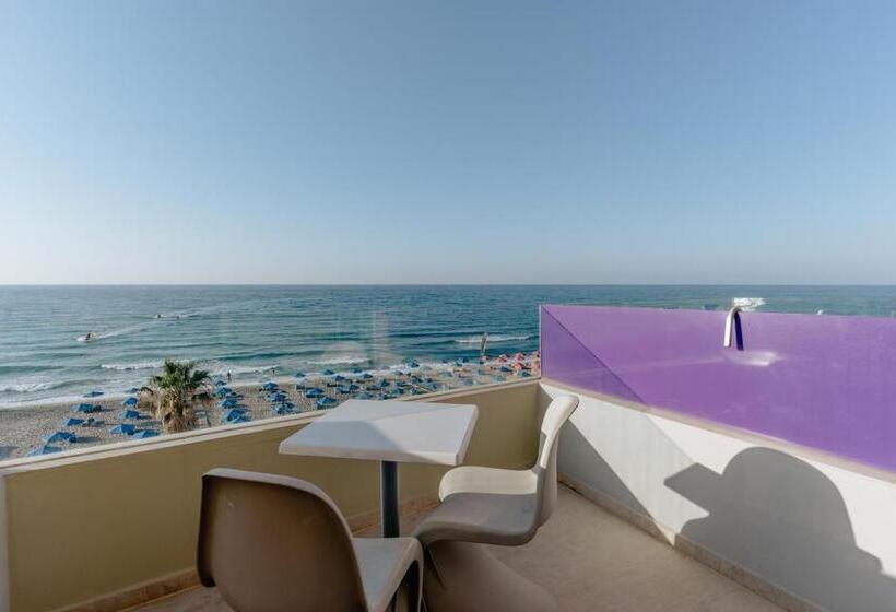Номер Superior Вид на Море, Palm Beach Hotel Apartments