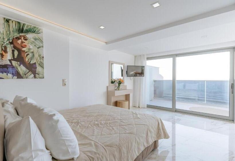 Люкс с Террасой, Palm Beach Hotel Apartments