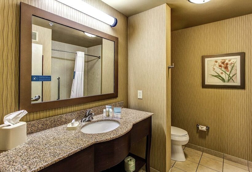 Номер Стандарт, Hampton Inn Junction City