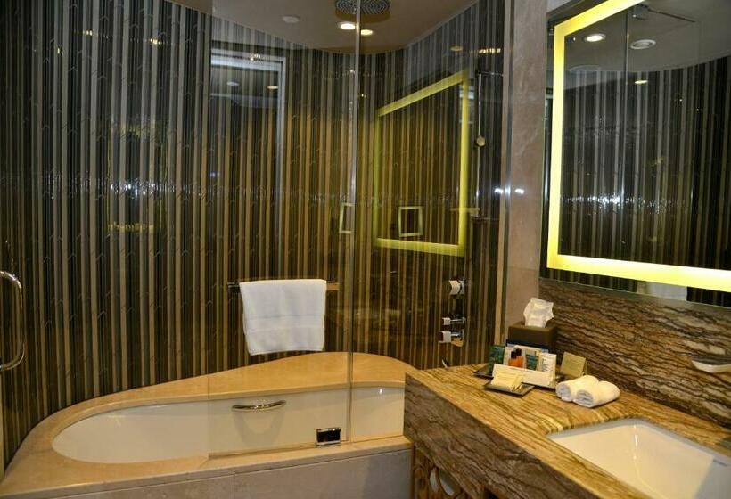 اتاق اجرایی, Hilton Istanbul Kozyatagi
