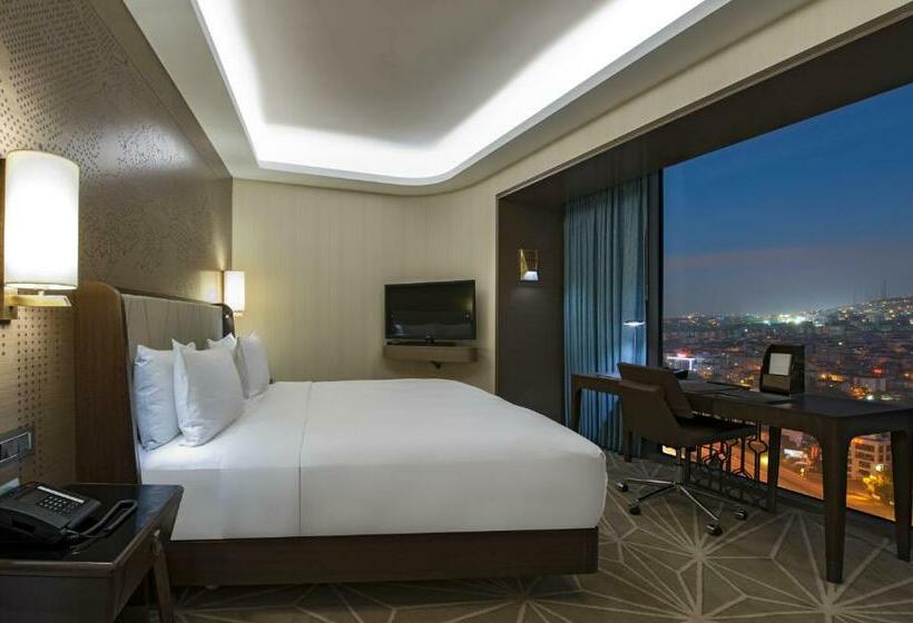 اتاق خانوادگی, Hilton Istanbul Kozyatagi