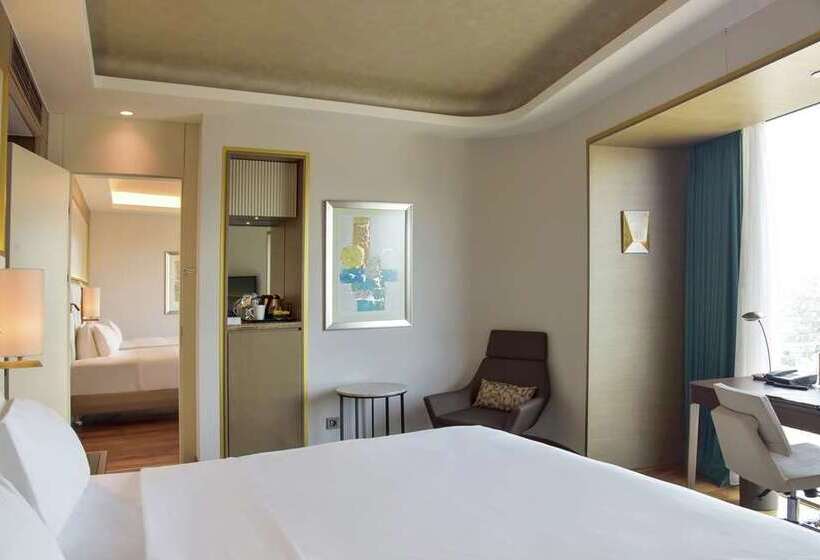 اتاق خانوادگی, Hilton Istanbul Kozyatagi