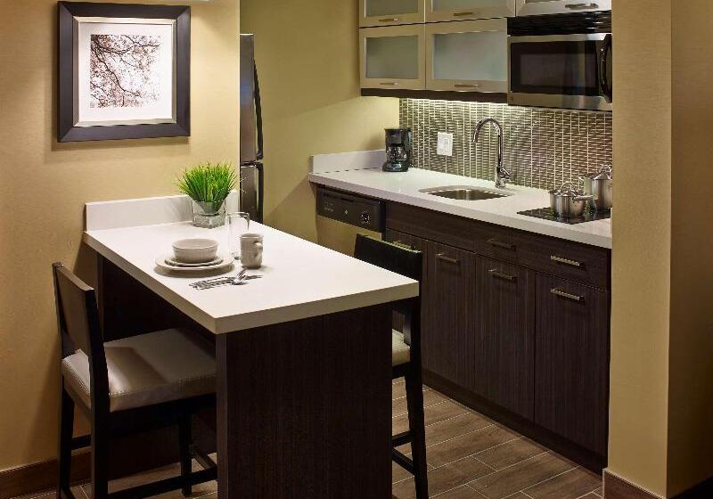 سوئیت 2 خوابه, Homewood Suites By Hilton Hamilton, Ontario, Canada