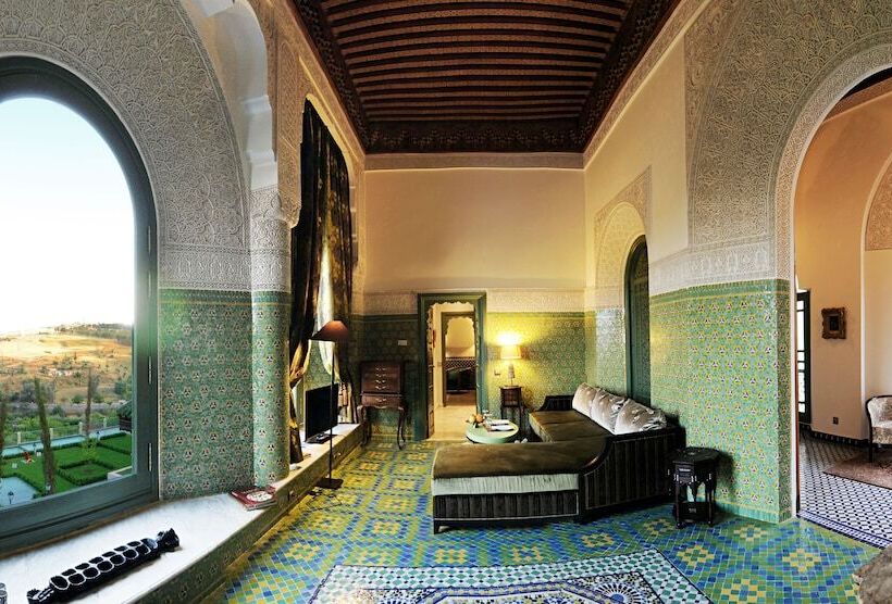 سوئیت رویال, Palais Faraj Suites & Spa