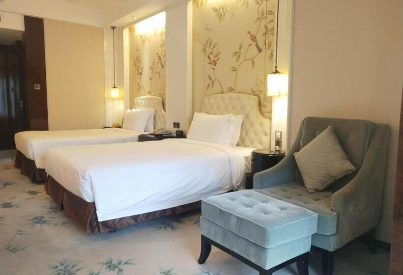 Номер Superior, Ramada Plaza Qiandeng Kunshan