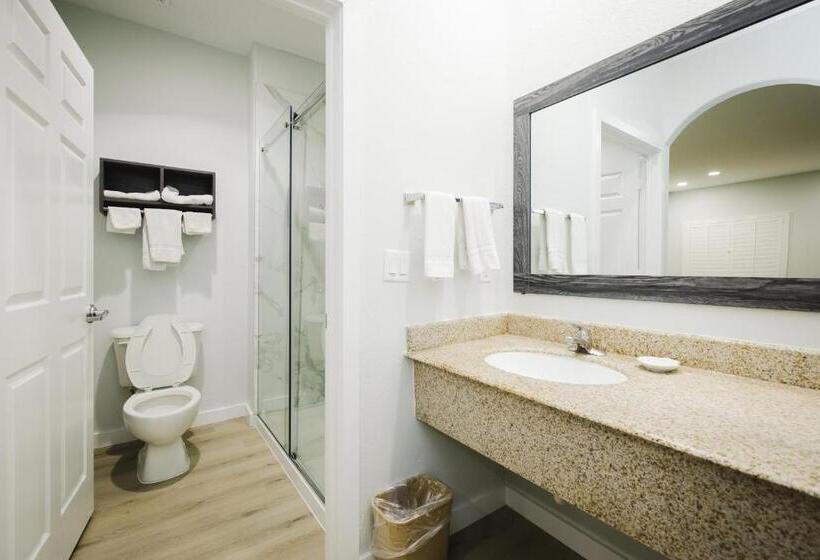 Стандартный Номер Кровать Кинг, Sapphire Inn And Suites