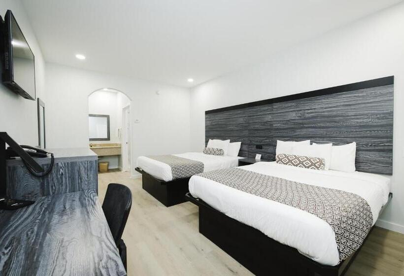 Номер Стандарт, Sapphire Inn And Suites