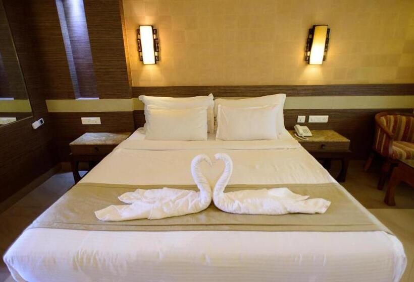 اتاق لوکس با تخت بزرگ, La Grace Resort