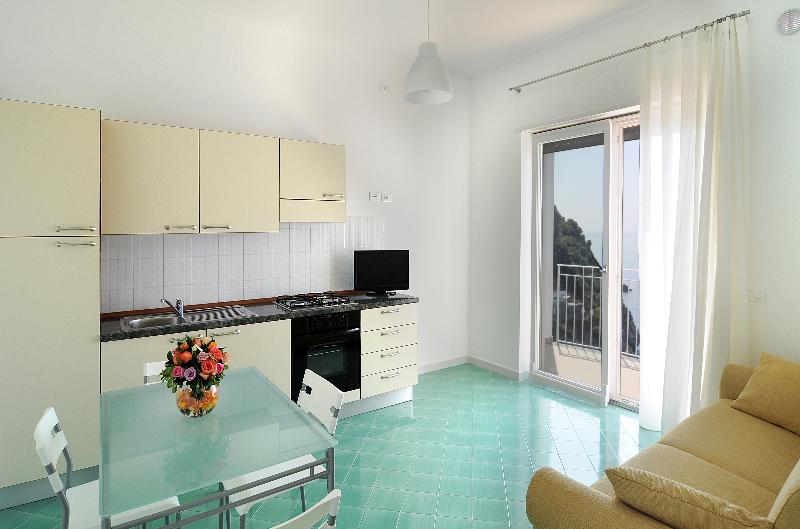 Апартаменты 1 Спальня Вид на Море, Residence Due Torri