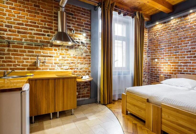 استودیوی سوپریور, Aparthotel Stare Miasto