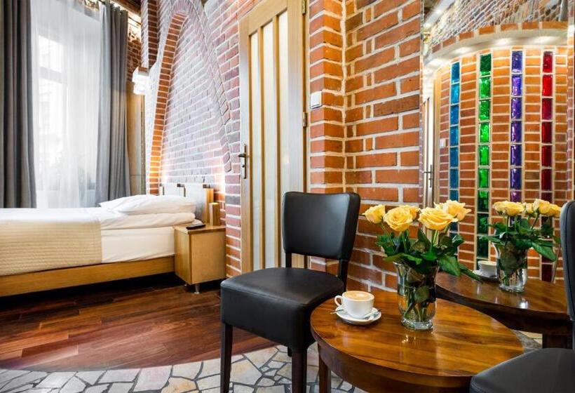استودیوی لوکس, Aparthotel Stare Miasto