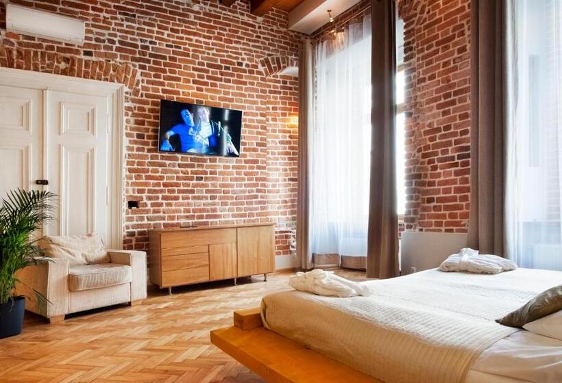 سوییت دوبلکس, Aparthotel Stare Miasto