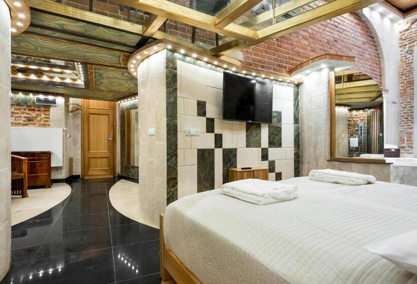 سوییت لوکس, Aparthotel Stare Miasto