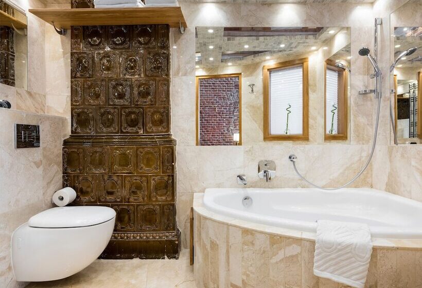 استودیوی لوکس, Aparthotel Stare Miasto
