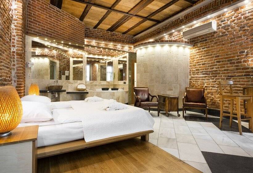 سوییت اجرایی, Aparthotel Stare Miasto