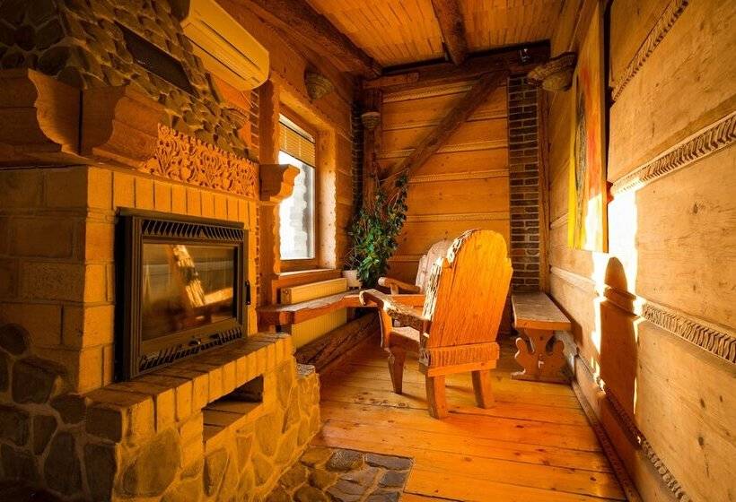 سوییت, Aparthotel Stare Miasto