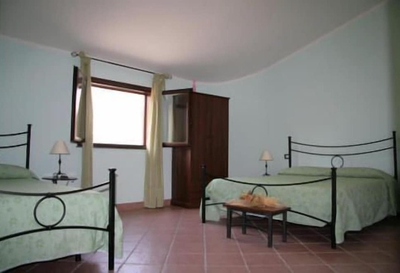 اتاق استاندارد چهار تخته, La Porta Dell Etna   Nicolosi