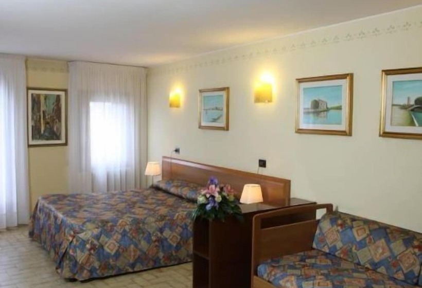 四人标准间, Albergo Alla Campana